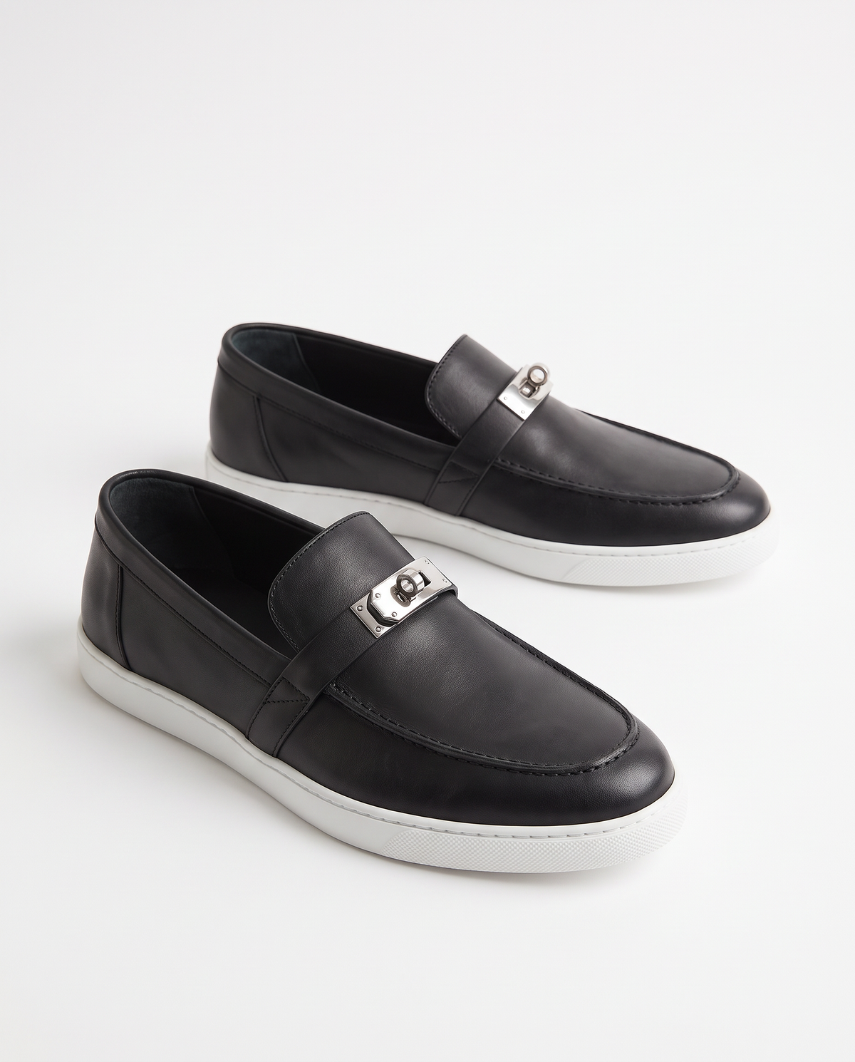 The Riviera — Onyx Patent
